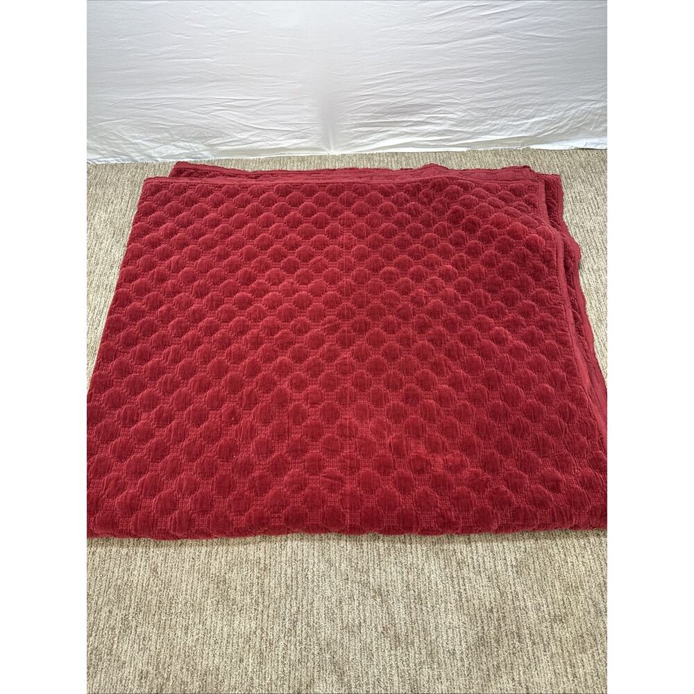 Pottery Barn Velvet Lattice Handcrafted Quilt King Size Ruby Red - Picture 3 of 6